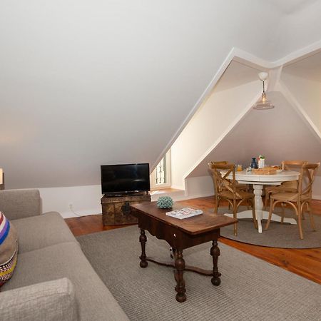 Live Like A Local @ Casa Da Esquina - Wifi & A/C Apartment Lisbon Exterior photo