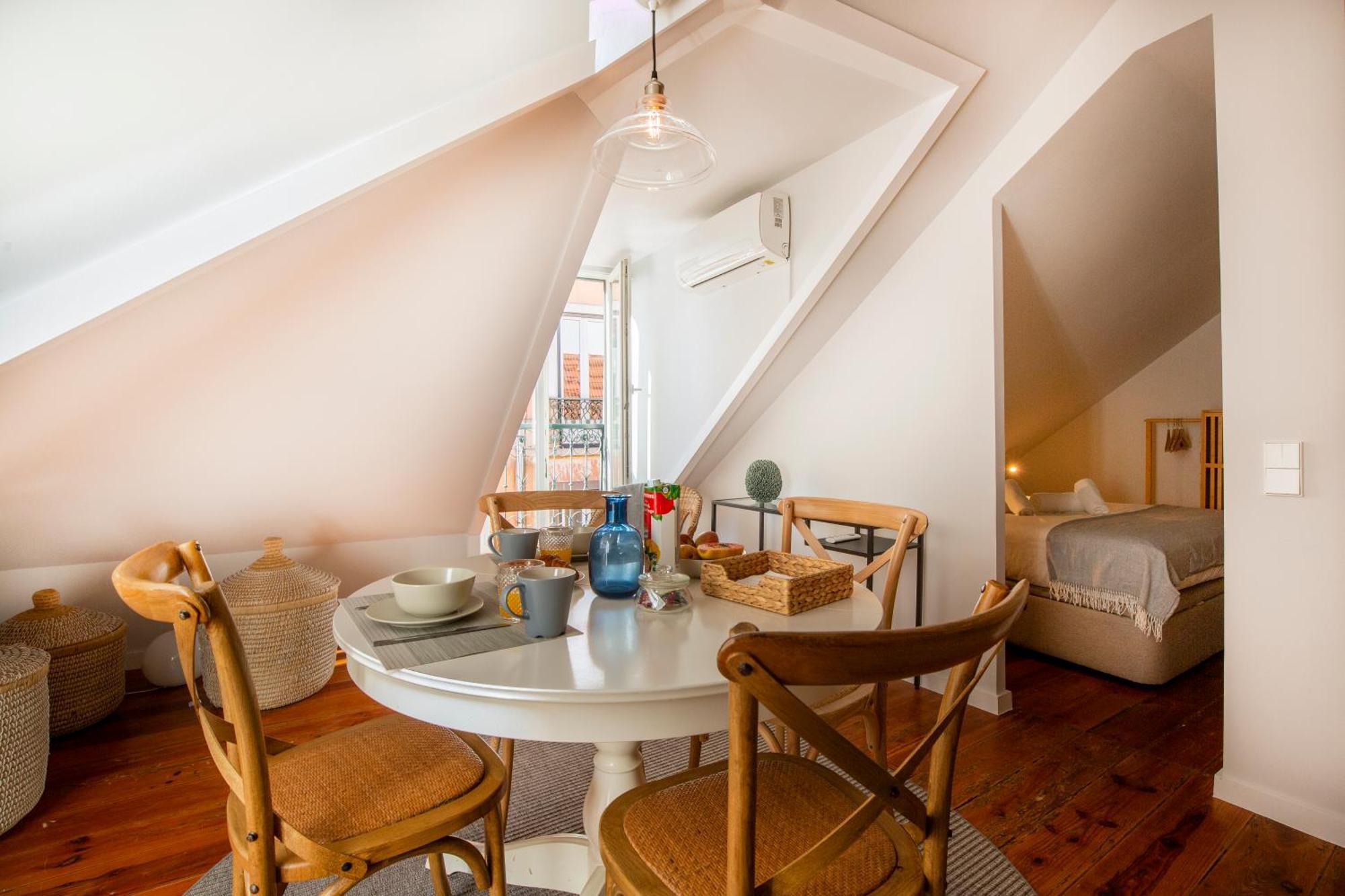 Live Like A Local @ Casa Da Esquina - Wifi & A/C Apartment Lisbon Exterior photo
