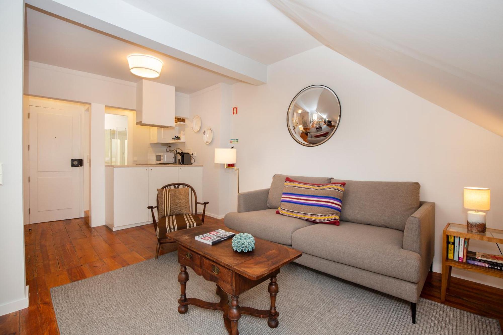 Live Like A Local @ Casa Da Esquina - Wifi & A/C Apartment Lisbon Exterior photo